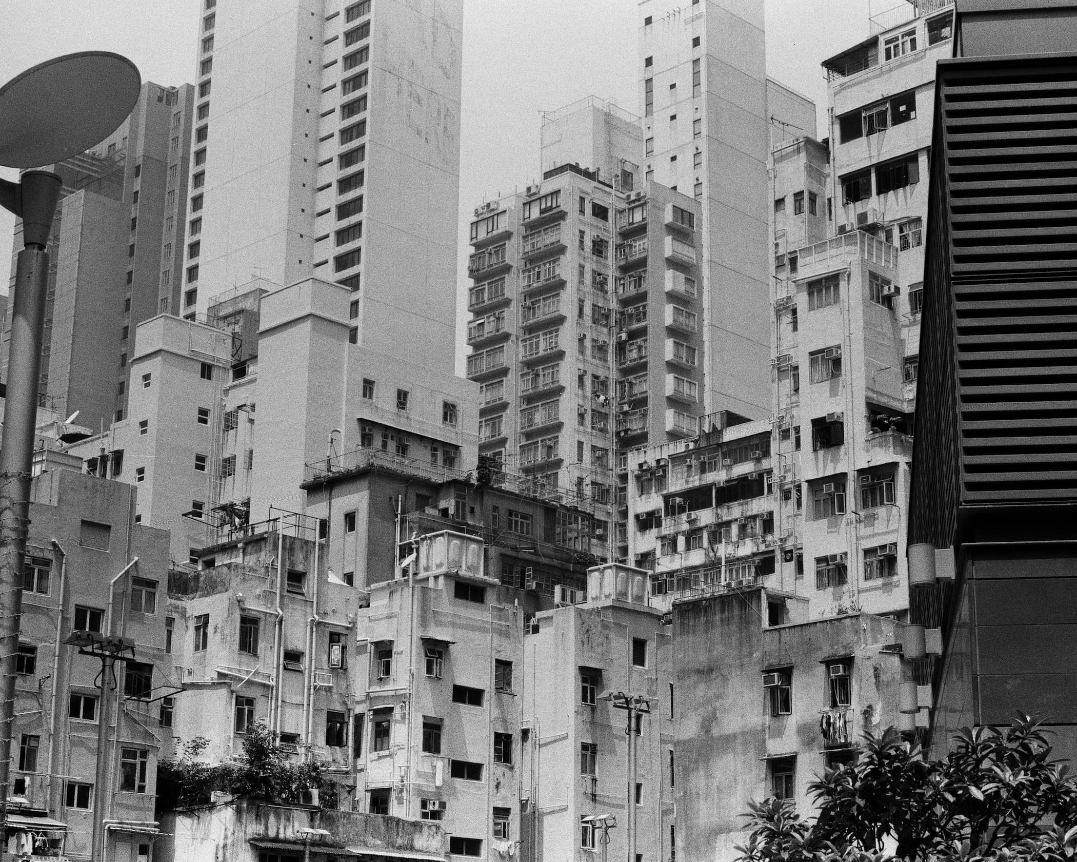 Hong Kong. B&W. Buildings 2.